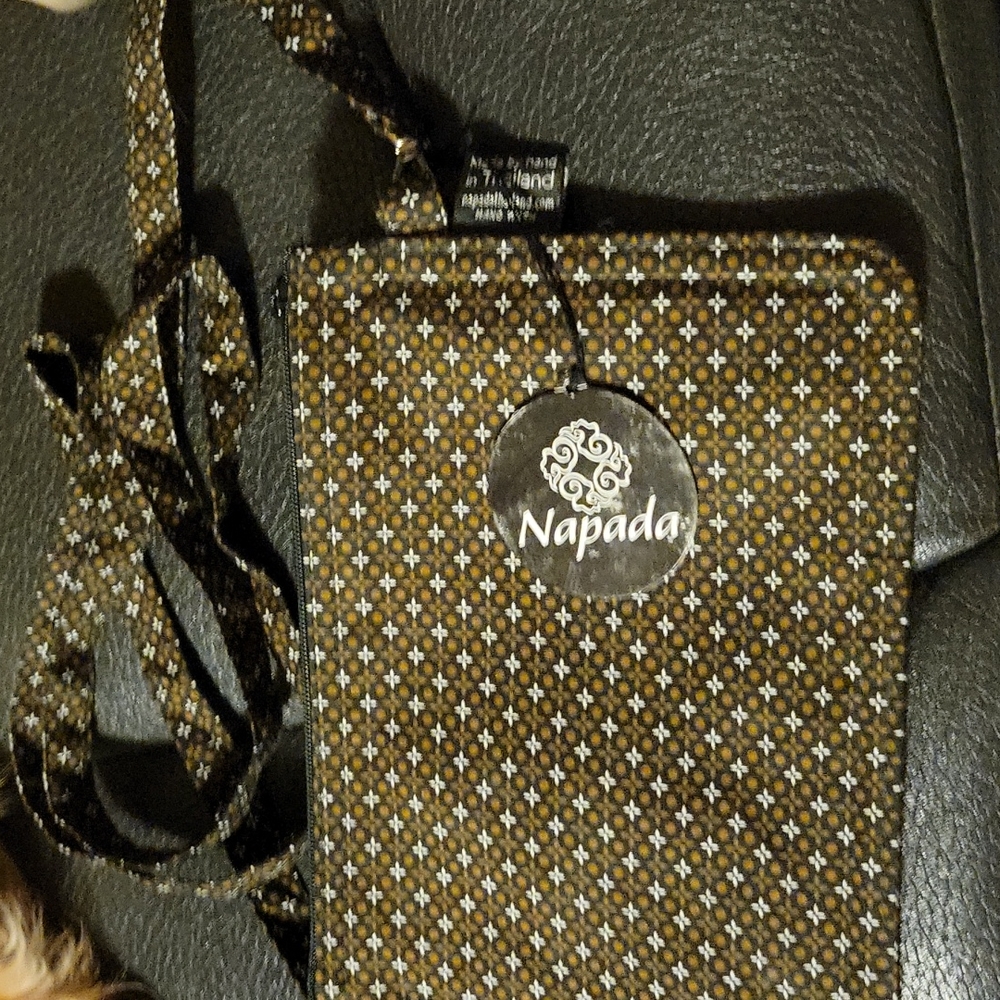 Napada  purse